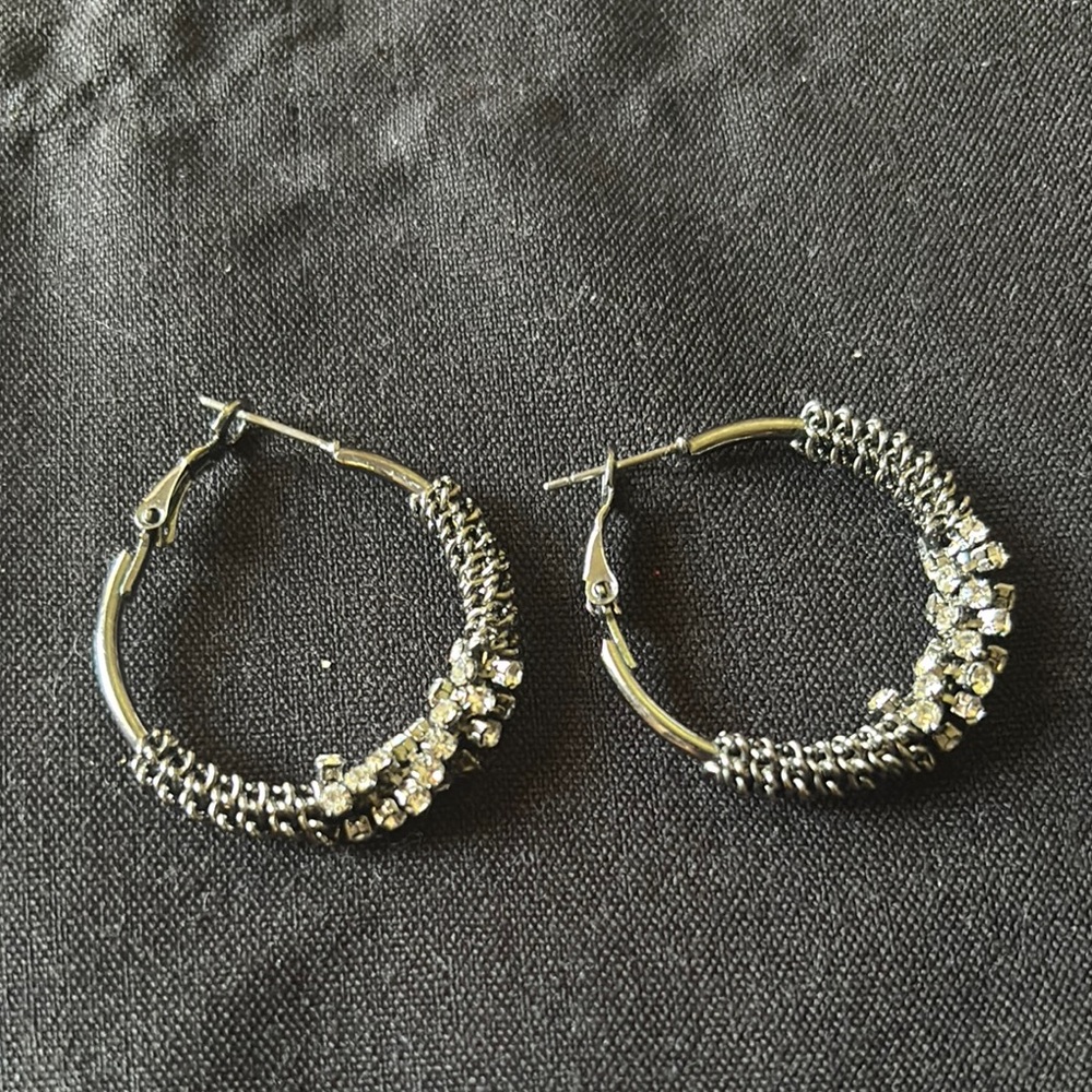 Simply Vera Wang Earring